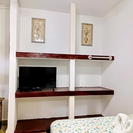 Las Catalinas Anton Panama Room photo