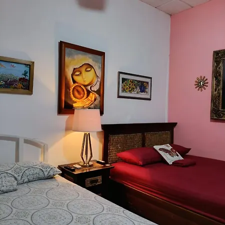 Las Catalinas Anton Panama Room photo